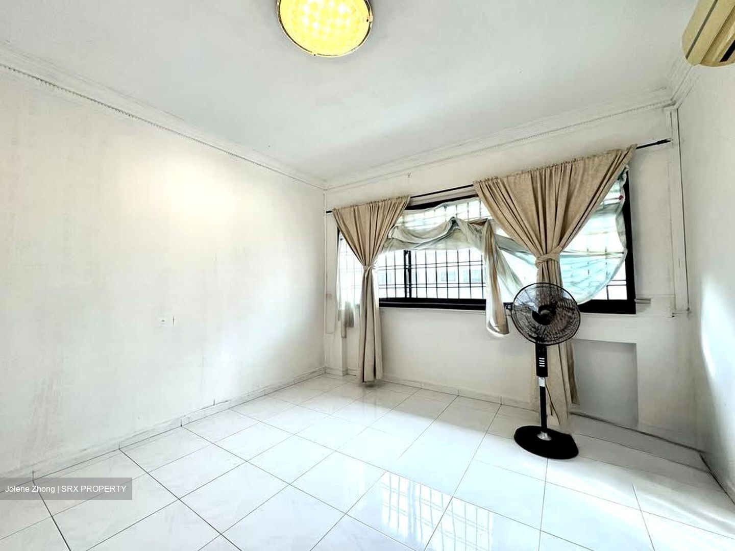 Blk 577 Hougang Avenue 4 (Hougang), HDB Executive #584545931